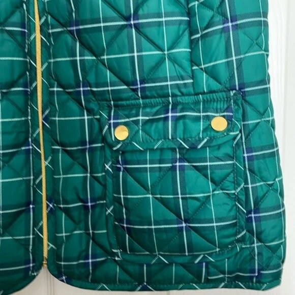 NWT St. John’s Bay quilted vest| L - Picture 3 of 6